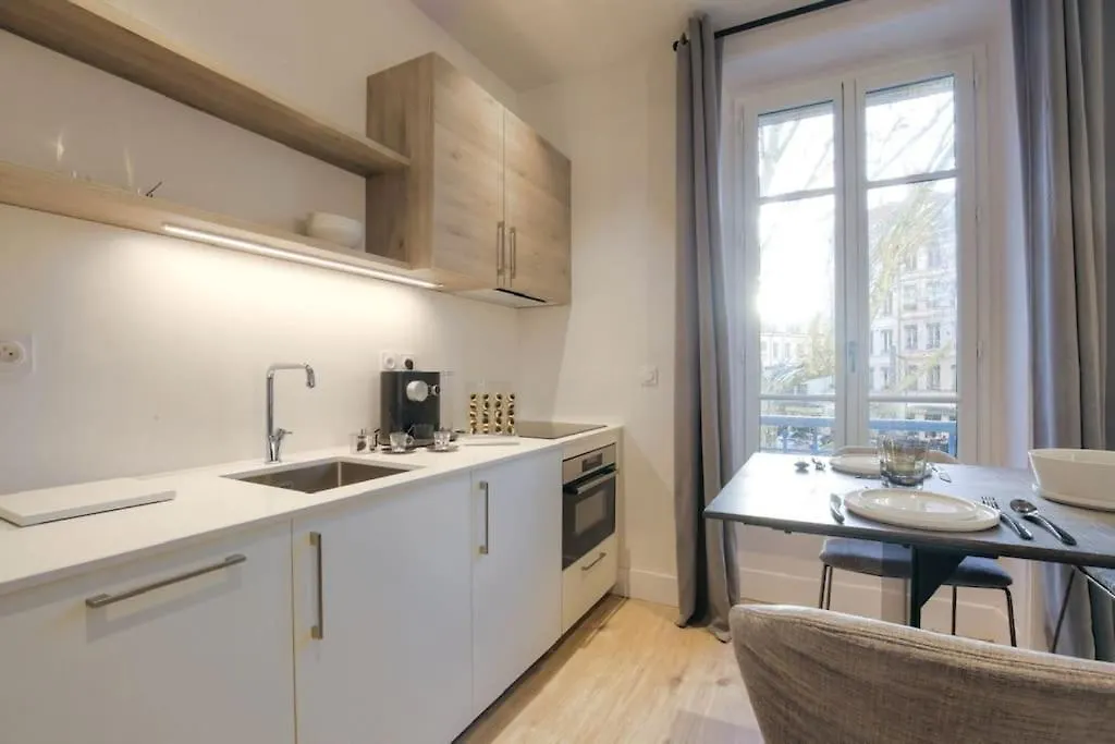 شقة Superbe Studio, Tete D'Or, ليون